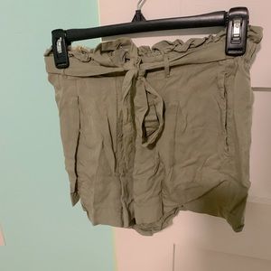 American Eagle Olive Paperbag Shorts Small